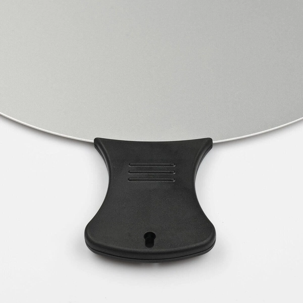 G3 Ferrari Delizia pizzaoven ø 31 cm zwart G3 Ferrari Delizia Pizzaoven ø 31 Cm Zwart -Keuken Grill Winkel g3 ferrari zwart spatels metaal handgreep 1